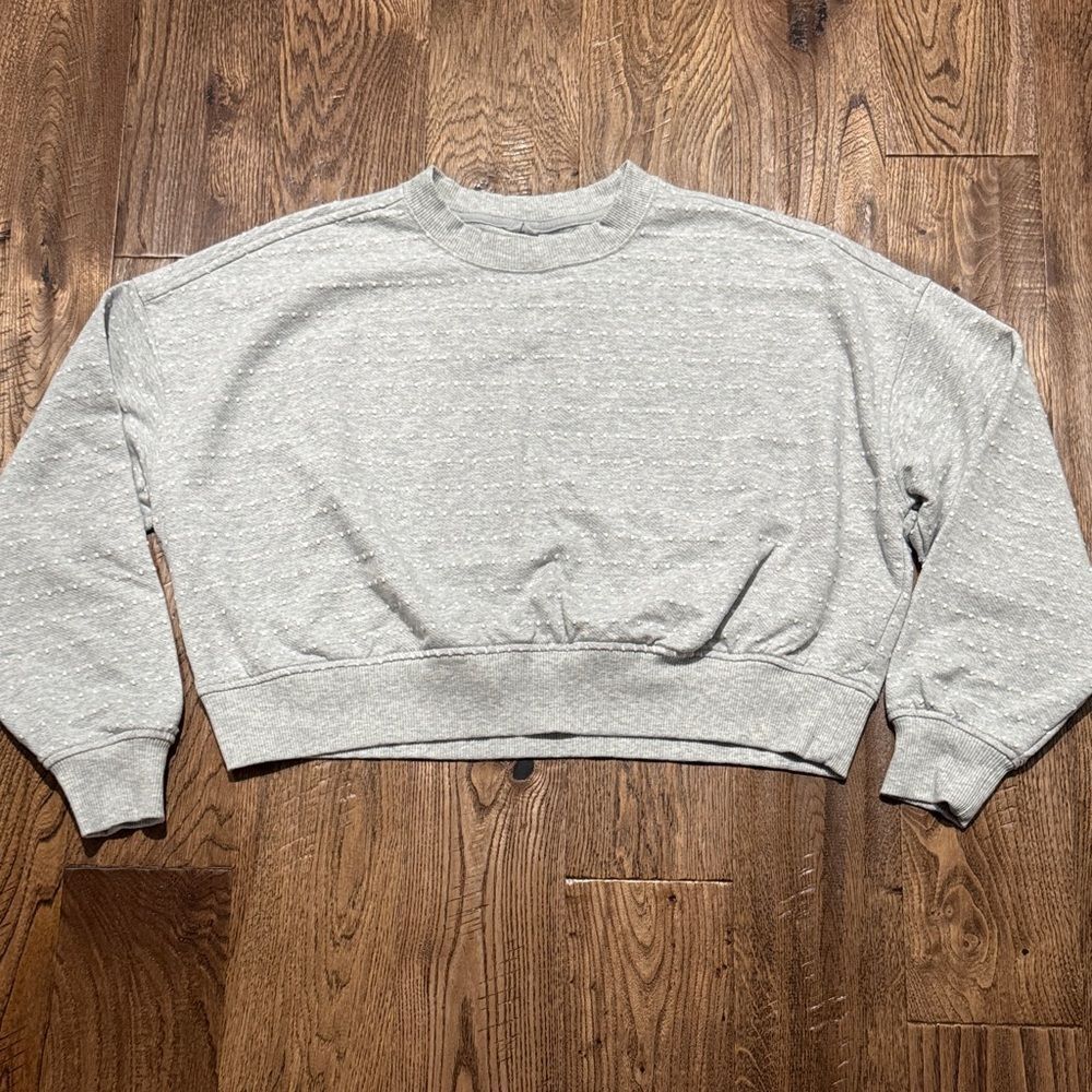 Aerie Gray Cropped Sweatshirt with white dots Sz XXS
